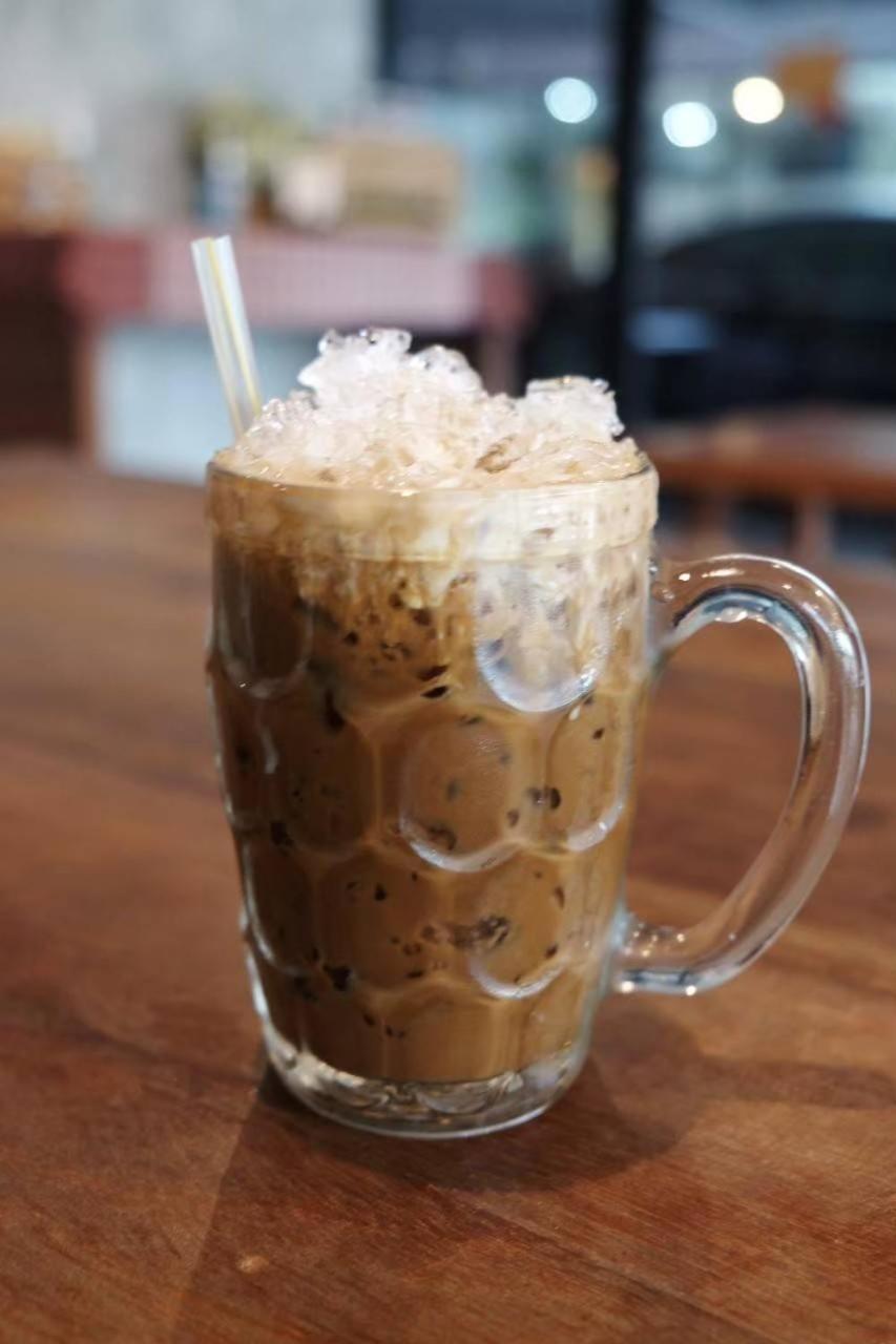 Khách sạn Boutique Poo-yai Lee 3*